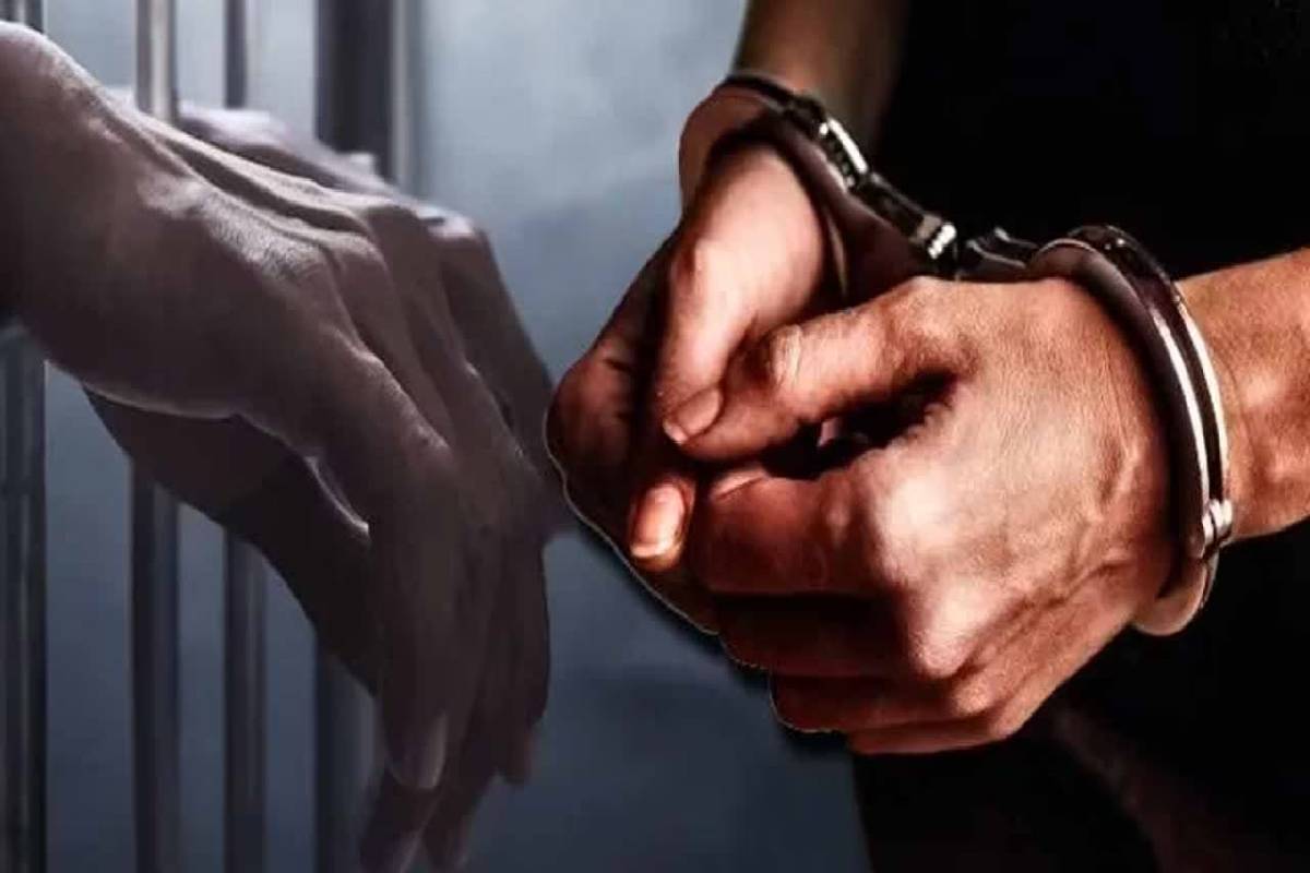 யாழில் மகளை அத்துமீறலுக்கு உட்படுத்திய தந்தை : நீதிமன்றம் வழங்கிய தீர்ப்பு | Court Verdict Father Who Raped Daughter In Jaffna யாழில் மகளை அத்துமீறலுக்கு உட்படுத்திய தந்தை : நீதிமன்றம் வழங்கிய தீர்ப்பு | Court Verdict Father Who Raped Daughter In Jaffna