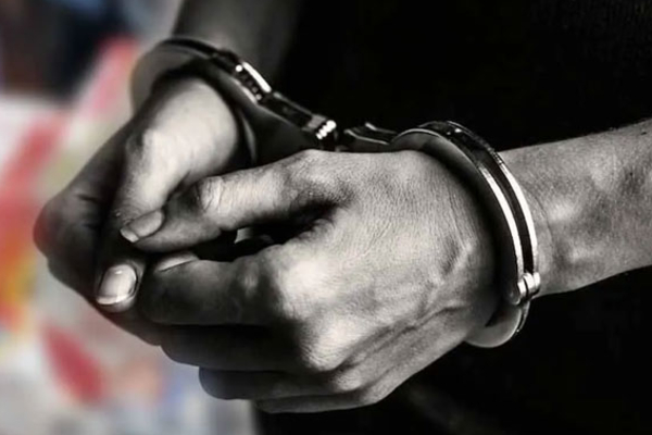 யாழில் தங்கச் சங்கிலியை அறுத்த சந்தேகநபர் கைது | Suspect Who Cut Gold Chain In Jaffna Arrested