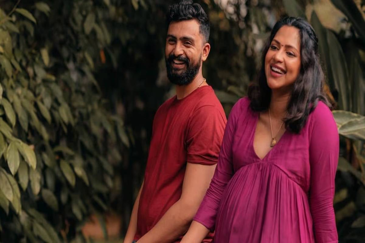 கணவருடன் விளையாடும் நடிகை அமலா பால் - இணையத்தை ஆக்கிரமிக்கும் காணொளி | Amala Paul And Her Husband Romantic Video Viral கணவருடன் விளையாடும் நடிகை அமலா பால் - இணையத்தை ஆக்கிரமிக்கும் காணொளி | Amala Paul And Her Husband Romantic Video Viral