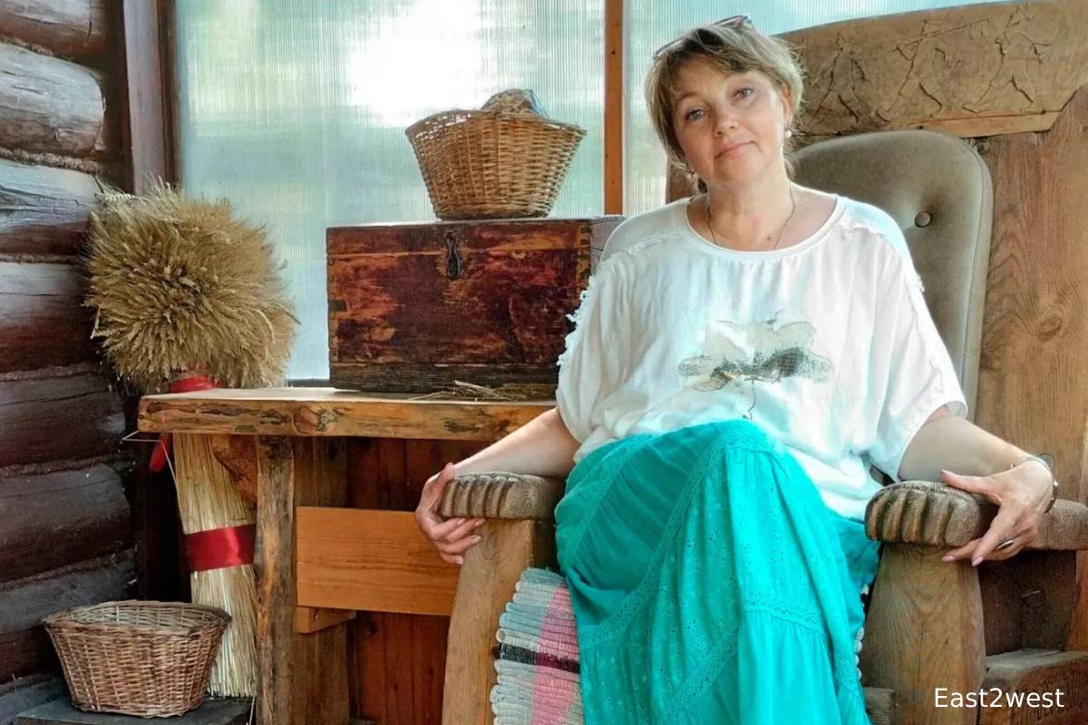 பட்டப்பகலில் பள்ளி ஆசிரியையை படுகொலை செய்த மாணவர் | School Teacher Murdered By Student In Russia