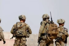 ஆப்கானிஸ்தானில் கொடூரம்: 12 சக வீரர்களை சுட்டுக் கொன்ற 2 ராணுவ வீரர்கள்