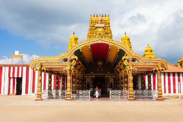 யாழ் நிலா அதி சொகுசு புதிய ரயில் சேவை; கட்டணங்கள் , நேரம் முழுவிபரம் உள்ளே! | Jaffna Nila Luxury Train Service Fees Time Details