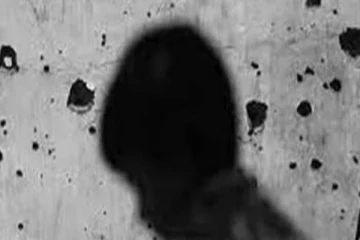 போதை பொருளுக்காக பெற்ற குழந்தையை கூவி கூவி விற்ற கொடூர தந்தை!!