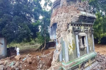 அபிவிருத்தி எனும் நோக்கில் அழிக்கப்பட்டு வரலாறு பொக்கிஷங்கள்!