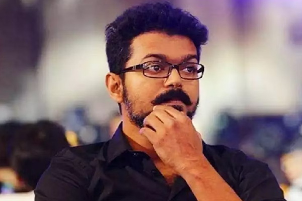 விஜய்க்கு கதை சொன்ன சென்சேஷன் இயக்குனர்.. விஜய் இப்படியொரு வார்த்தையை கூறினாரா | Mari Selvaraj Tells Movie Story To Vijay