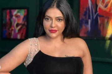 சீரியல் நடிகை ரேஷ்மாவா இது!! இப்படியொரு போஸ் கொடுத்து புகைப்படம்..