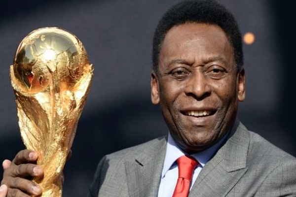 பிரேசில் ஜாம்பவான் கால்பந்து வீரர் பீலே காலமானார்! | Brazilian Football Legend Pele Has Passed Away