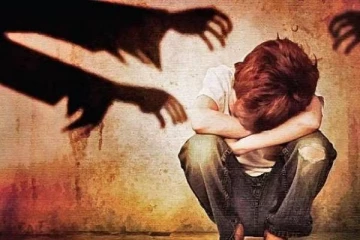 13 வயது மாணவருக்கு பாலியல் தொல்லை கொடுத்த அரசு பள்ளி ஆசிரியர் - போக்சோவில் வழக்கு பதிவு!