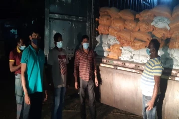 வீதிச் சோதனையின் போது சிக்கிய கனரக வாகனம்