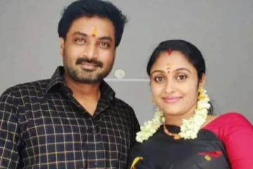 திருமணமாகி 8 வருடங்களுக்கு பின் ஸ்ரீஜா கர்ப்பம்! வளைகாப்பு புகைப்படங்கள் பகிர்ந்த செந்தில்