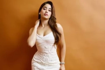 சினிமாவில் ஆண்களால் பட்ட கஷ்டம்.. ஸ்ரீதேவி மகள் ஜான்விகபூர் வேதனை!