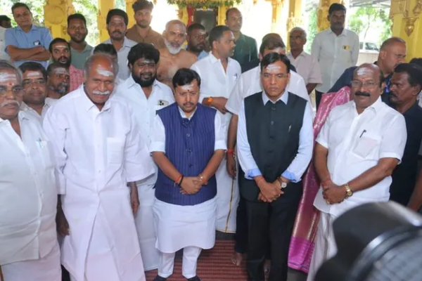 விஜய்யின் கூட்டணி கனவுக்கு செக் வைக்கும் பாஜக? முதல்வர் சொன்ன பதில் | Rangasamy Says Still In Nda Alliance Tvk Shocks