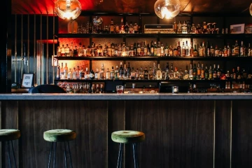 சுற்றுலா சபையின் அனுமதி பெற்ற ஹோட்டல்களுக்கு வழங்கப்பட்டுள்ள மதுபான விற்பனை அனுமதிப்பத்திரம்