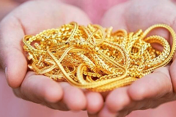 தங்கவிலை புதிய வரலாற்று உச்சம்! விமான திருடர்களால் தமிழ் வீடுகளிலும் அச்சம்! | Increase In Gold Prices Increase In Gold Theft