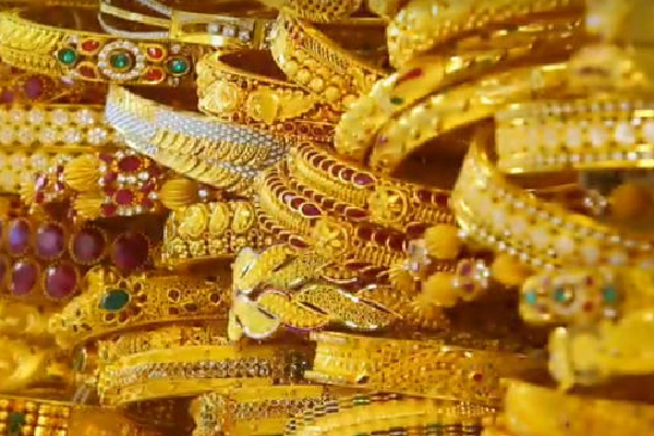 திடீரென சரிந்தது தங்க விலை - ஐபிசி தமிழ்