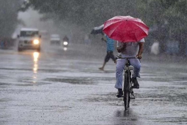 மீண்டும் தீவிரமடைகிறது "மொக்கா " புயல் - நாட்டு மக்களுக்கு அவசர அறிவித்தல்..! | Weather Today Sri Lanka India