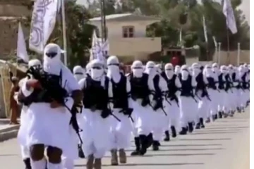 தாலிபான்களின் அடுத்த திட்டம் என்ன? சாலையில் ஆயுதங்களுடன் ஊர்வலம்.. பீதியில் மக்கள்