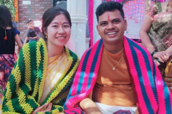 திருமணத்திற்காக என் கிராமத்திற்கு வருவாள் என நினைக்கவேயில்லை! வெளிநாட்டு பெண்ணை மணந்த இளைஞர் மகிழ்ச்சி | Vietnam Women Marries Karnataka Youth Village