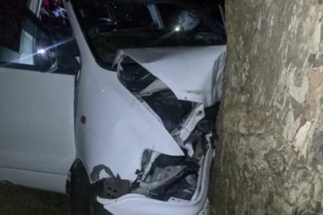 அதிகாலையில் இடம்பெற்ற கோர விபத்து: 11 பேர் வைத்தியசாலையில் அனுமதி