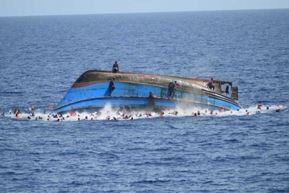 காங்கோவிற்கு சென்ற படகு கவிழ்ந்ததில் 41 பேர் உயிரிழப்பு | Boat Capsizes On Congo Trip 41 Killed