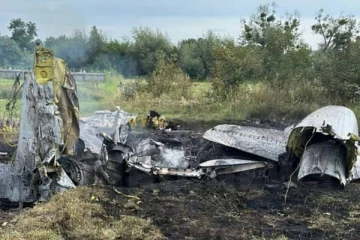 யுக்ரைனில் இடம்பெற்ற விமான விபத்தில் 3 விமானப்படை விமானிகள் கொலை