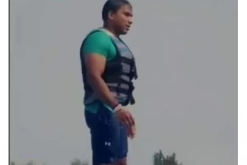 கடும் விமர்சனம்! மாலைதீவு நீர் விளையாட்டில் அமைச்சர் நாமல்!(காணொளி)