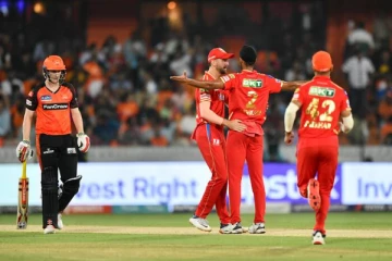 பஞ்சாப் அணியை வீழ்த்தி அபார வெற்றி அடைந்த சன்ரைசர்ஸ்