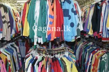 ඇඳුම් ඇඳලත් හමාර ද?.