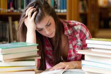 உயர் தரத்தில் கற்கும் மாணவர்கள் தொடர்பில் வைத்தியர் வெளியிட்டுள்ள அதிர்ச்சி தகவல்