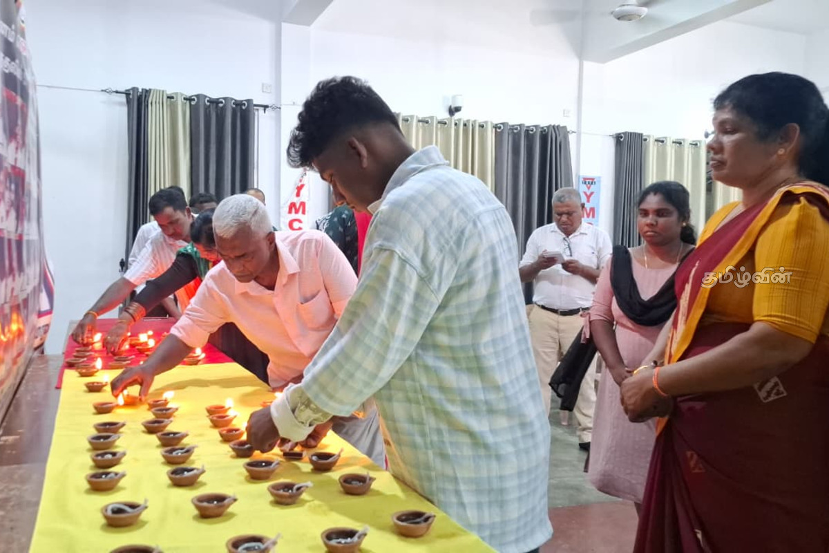 சீனாவிற்கும் இந்தியாவிற்கும் வெவ்வேறு முகங்களை காட்டுகிறது இலங்கை அரசாங்கம்! கடுமையான குற்றச்சாட்டு | Tharmalingam Suresh Statement About Government சீனாவிற்கும் இந்தியாவிற்கும் வெவ்வேறு முகங்களை காட்டுகிறது இலங்கை அரசாங்கம்! கடுமையான குற்றச்சாட்டு | Tharmalingam Suresh Statement About Government