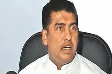 சுற்றுலா வலய வீதிகள் தொடர்பான விரிவான அறிக்கையை சமர்ப்பிக்குமாறு கோரிக்கை