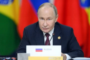 යුධ ගිනි වැඩිවෙයි - යුද්ධෙට පනින්න හදන රුසියාව - පුටින්ගෙන් ප්‍රකාශයක්