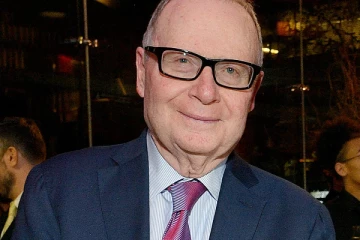 குளியலறையில் இறந்து கிடந்த அமெரிக்க கோடீஸ்வரர்