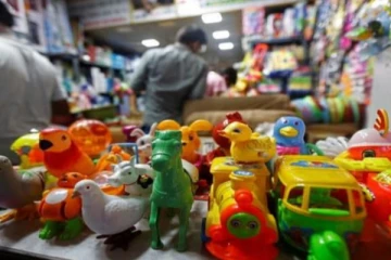 சீனாவை மிரட்டும் புதிய வைரஸ்! ஏற்றுமதித்துறை பாதிப்பு