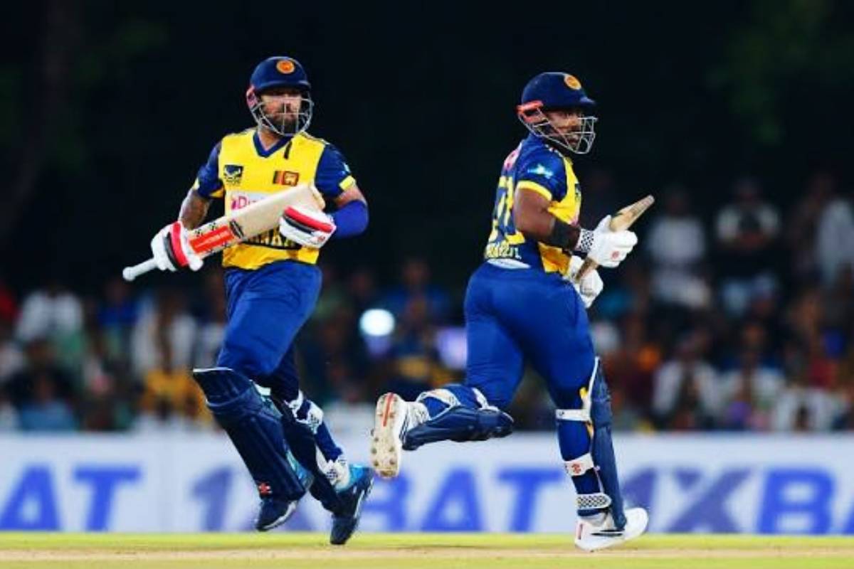 இங்கிலாந்து தொடரிலிருந்து குசல் மெண்டிஸ் - பினுரா விலகல்! | Mendis Binura Out Of England T20I Series இங்கிலாந்து தொடரிலிருந்து குசல் மெண்டிஸ் - பினுரா விலகல்! | Mendis Binura Out Of England T20I Series