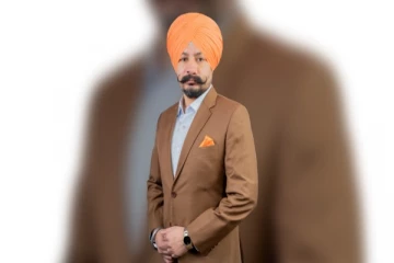 பிரம்டன் ஊடகப் பிரபலம் மீது வீட்டின் எதிரிலேயே கொடூர தாக்குதுல்