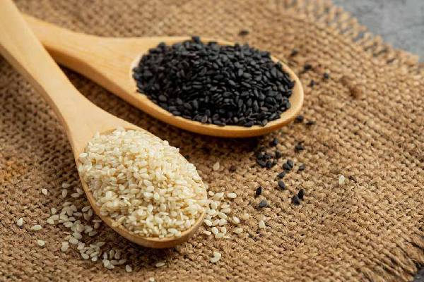 ஒட்டுமொத்த ஆரோக்கியத்தையும் மேம்படுத்தும் விதைகள்! இந்த பிரச்சினைக்கு எந்த விதை? | Healthy Seeds To Add In Your Diet And Benefits