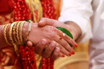 திருமண நிகழ்விற்கு சென்று திரும்பியவர்களுக்கு வழியில் நேர்ந்த துயரம்