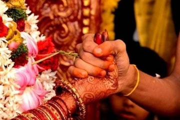 மட்டனுக்காக மணப்பெண்ணையே மாற்றிய மாப்பிளை!