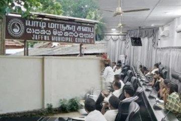 யாழ். மாநகரசபையின் சீரழிவு தமிழ் தேசியம் சிதைவுறுவதைக் காட்டுகின்றதா..!