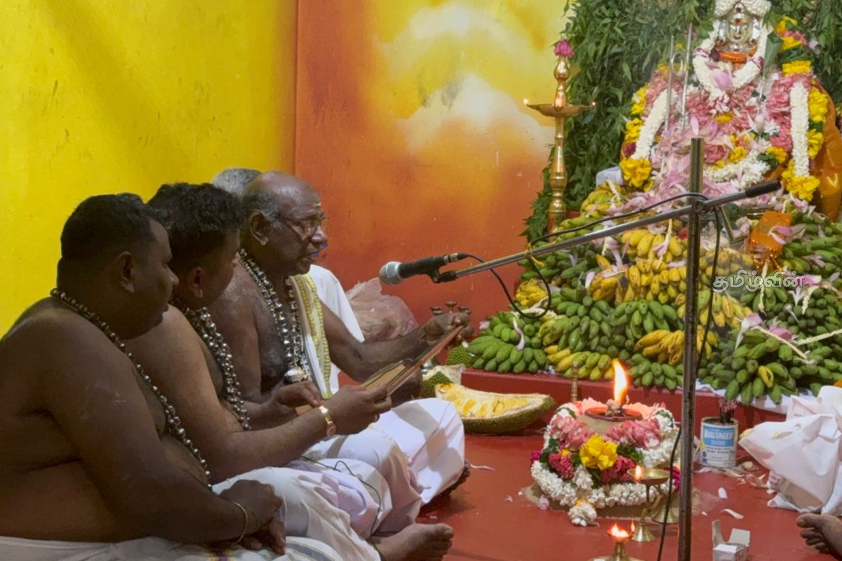 முள்ளியவளை காட்டு விநாயகர் ஆலயத்தில் உப்பு நீரில் விளக்கு எரியும் அற்புதம் | Miracle Of Lamps Burning Salt Water Mulliyawalai முள்ளியவளை காட்டு விநாயகர் ஆலயத்தில் உப்பு நீரில் விளக்கு எரியும் அற்புதம் | Miracle Of Lamps Burning Salt Water Mulliyawalai