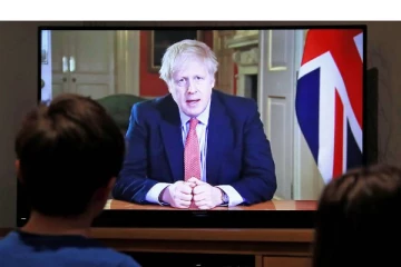 அடுத்த 4 வாரங்களுக்கு நீடிக்கும் ஊரடங்கு! இதற்கு மட்டும் தளர்வு: பிரித்தானியா பிரதமர் போரிஸ் ஜோன்சன்  உறுதி