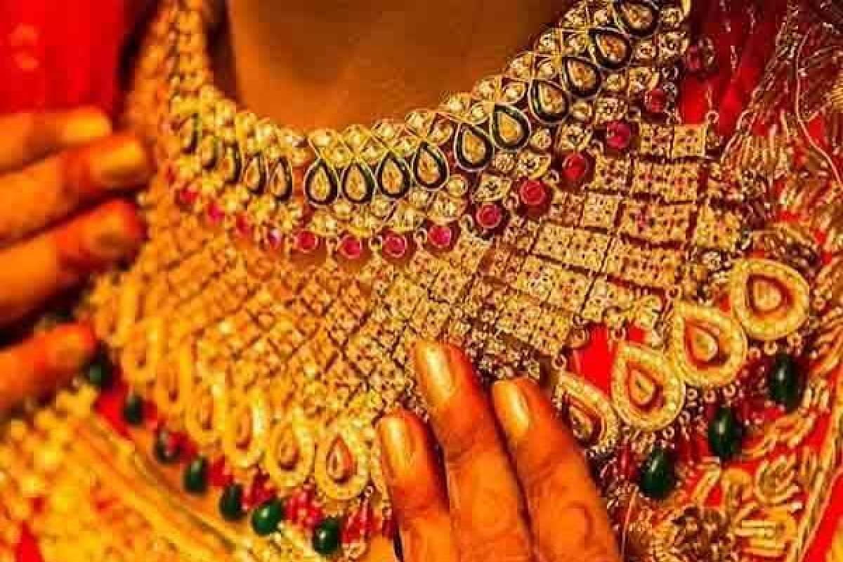 மீண்டும் ஏறிய தங்கம் விலை... இன்று வெளியான புதிய விலை விவரம் இதோ! | Significant Change In Gold Prices June 26 Rate
