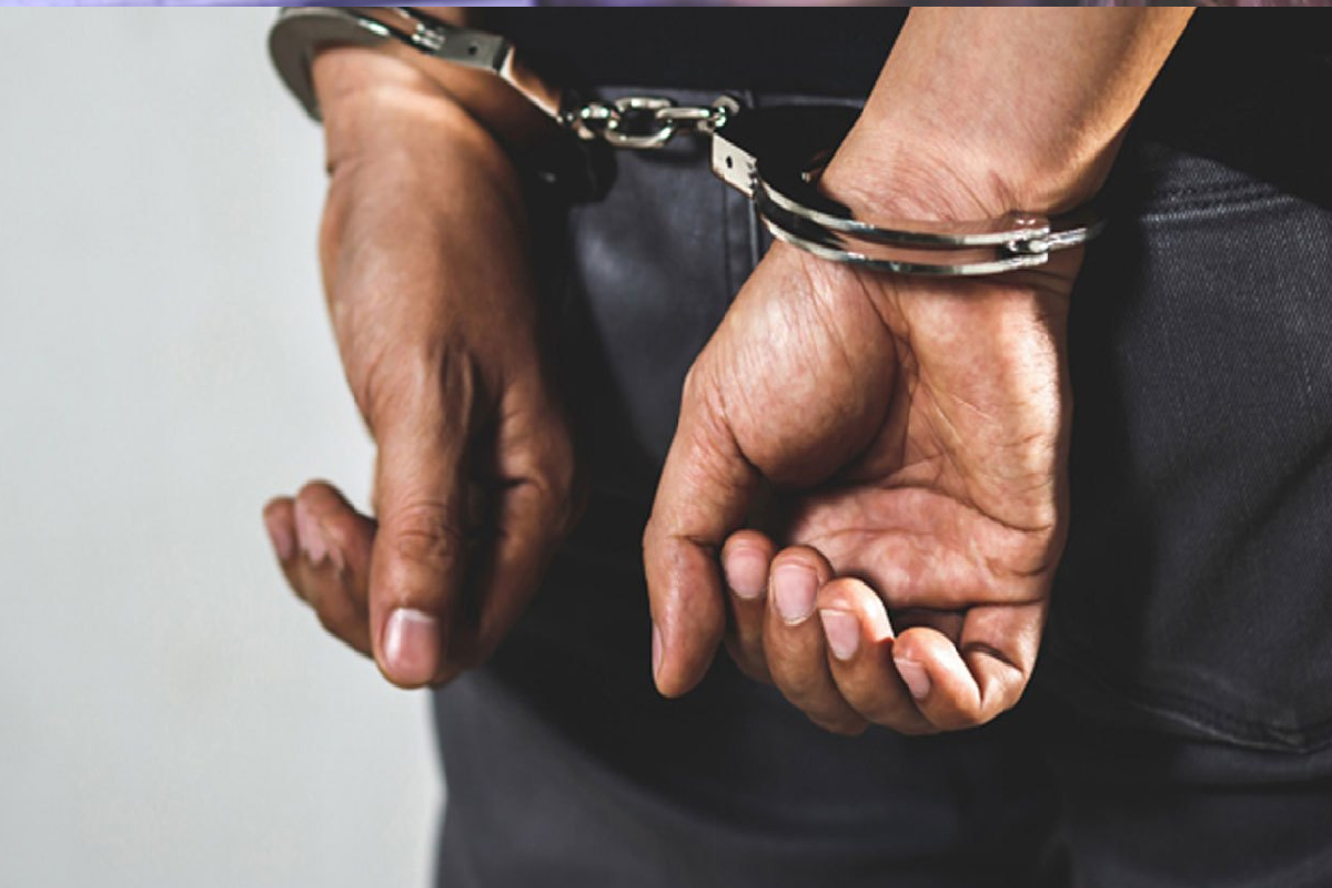 தமிழர் பகுதியொன்றில் காவலாளியை தாக்க முற்பட்ட இளைஞருக்கு நேர்ந்த கதி | Fate Of Youth Who Tried To Attack A Guard