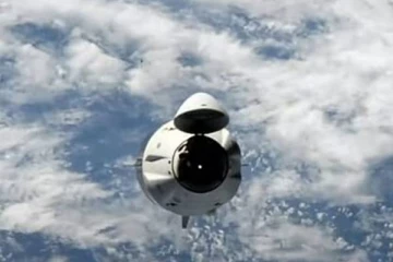 ஸ்பேஸ் எக்ஸ் விண்கலம் மூலம் நாசாவின் வீரர்கள் பூமி திரும்பினர்