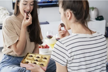 வெறும் வயிற்றில் சாக்லேட் சாப்பிட்டால் என்ன நடக்கும் தெரியுமா?