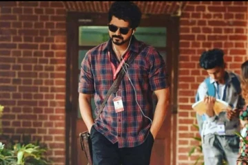 இப்படி ஒரு லுக்கில் தளபதி விஜய்யை நீங்கள் பார்த்துள்ளீர்களா?- Unseen