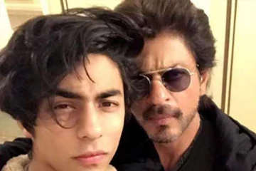 ஹிந்தி நடிகர் ஷாருக்கானின் மகன் உட்பட்ட 8 பேர் கைது