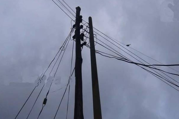 இலங்கையில் ஆபத்தான நிலையில் இருக்கும் 700 பேர்! | Norwood Power Cut 700 People Critical Condition