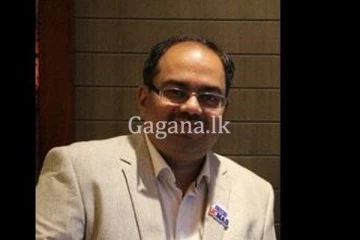 ඉන්දියානුවෙක් සඳෙන් ඉඩමක් අරන්.